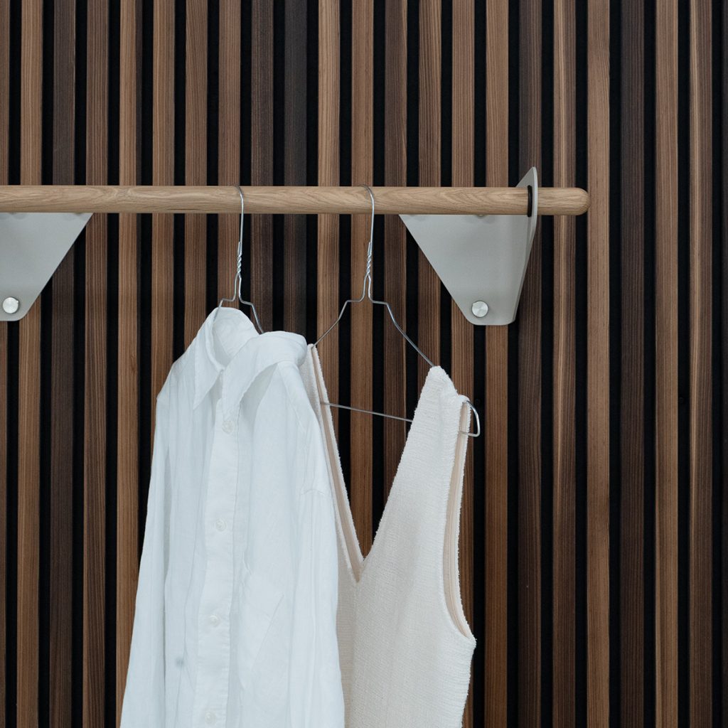 Billede 1 af 4 i Linn Bøjlestang galleri