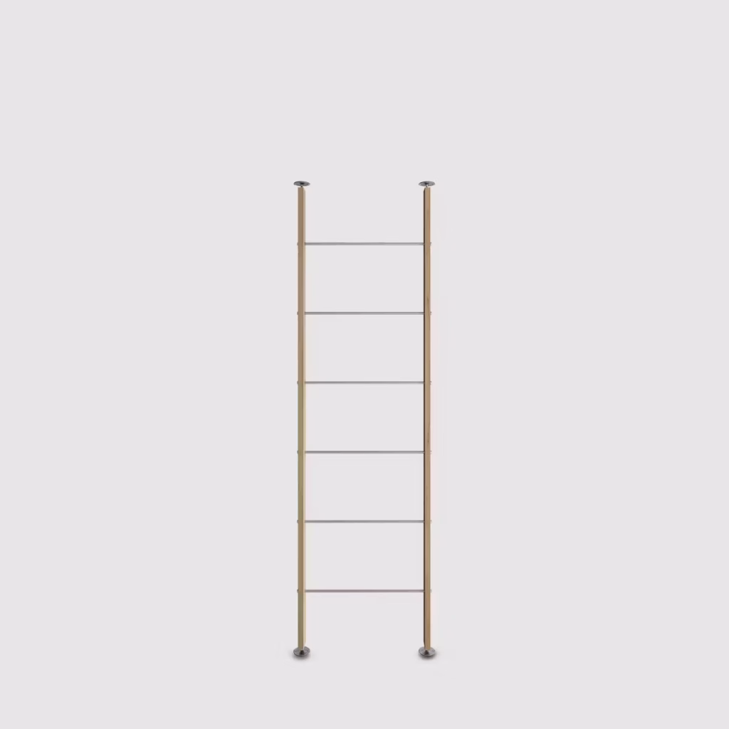 Billede 1 af 8 i Embrace | BM2 galleri