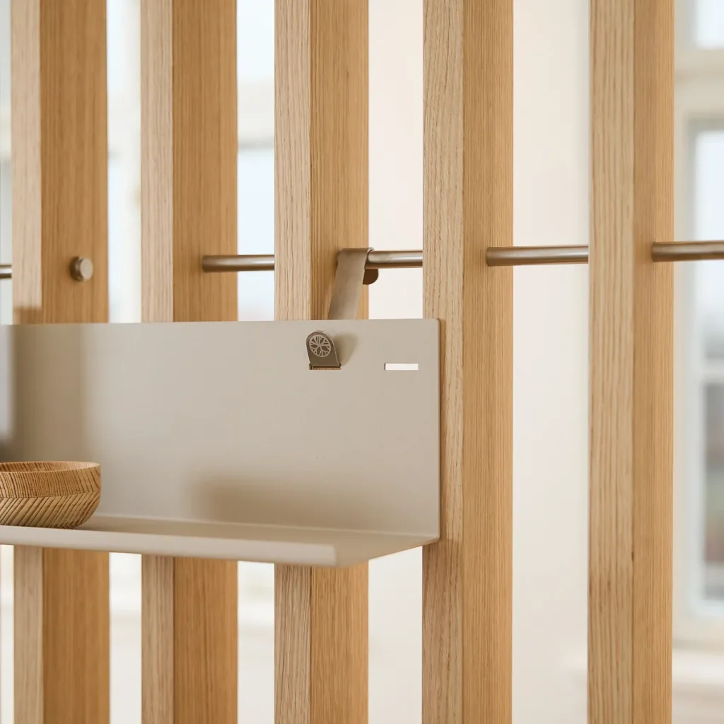 Billede 7 af 8 i Embrace | Nell Metal Shelf galleri